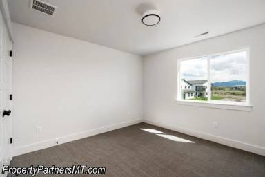 Main picture of 1121 Samantha Ln