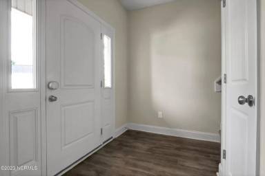 Main picture of 519 Everett Glades