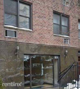 Main picture of 190 E 206th St