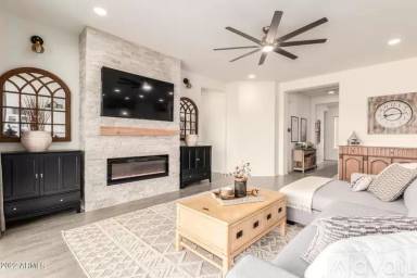 Main picture of 18402 W Meadowbrook Ave
