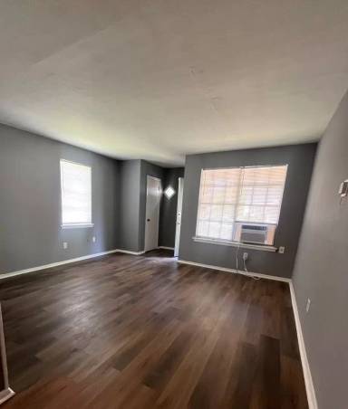 Main picture of 3133-3315 Nathan Ave