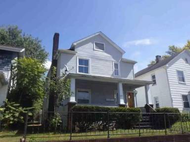 Main picture of 647 Spruce Ave