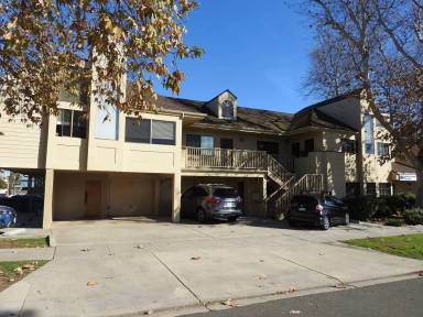 Main picture of 2108 Garnet Ave