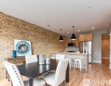 Main picture of 2535 N Campbell Ave