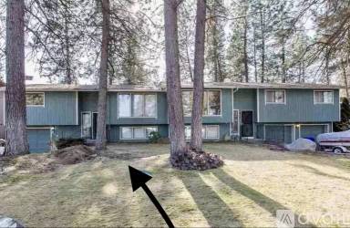 Main picture of 918 E Bedivere Dr