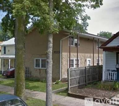 Main picture of 1615 10th St S