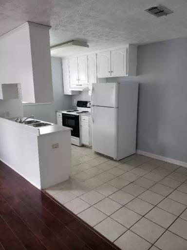 Main picture of 2641 Whispering Pine Dr