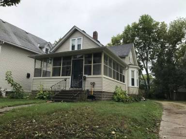 Main picture of 340 Sturgis St