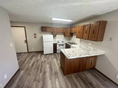 Main picture of 5840 S 52nd St