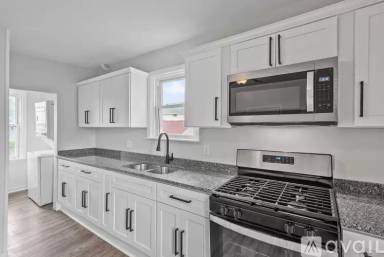 Main picture of 23 Amity St