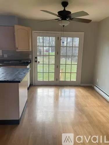 Main picture of 4 Taddeo Rd