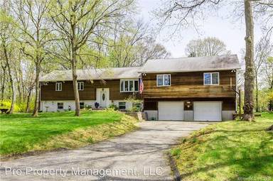 Main picture of 11 Manor Rd