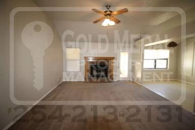Main picture of 109 Benjamin Cir