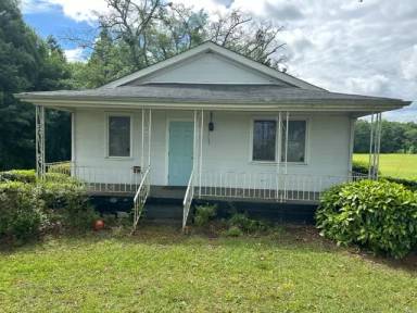 Main picture of 2111 Cannons Campground Rd