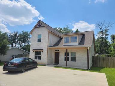 Main picture of 114 Highland Dr