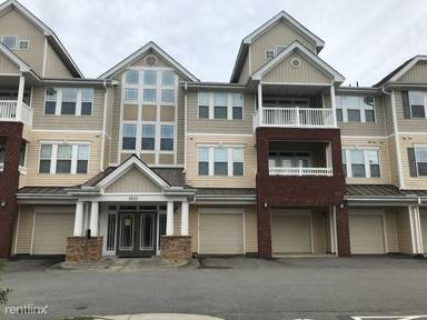 Main picture of 2810 Bedford Green Dr