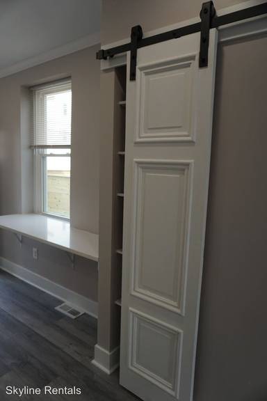 Main picture of 3113 W Dauphin St