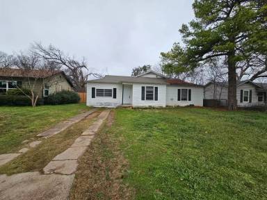 Main picture of 116 Charlene Dr