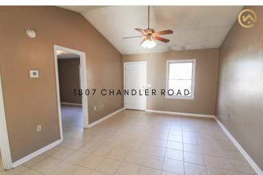 Main picture of 1807 Chandler Rd