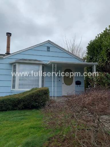 Main picture of 2747 47th Ave SW
