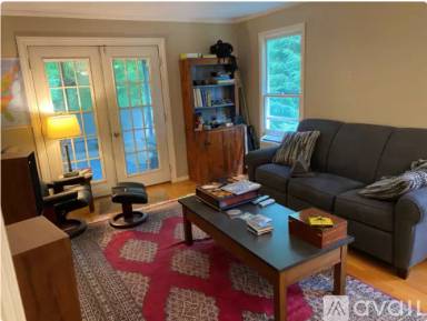 Main picture of 89 Florida Hill Rd