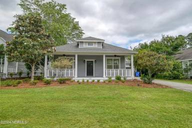 Main picture of 449 Belvedere Dr