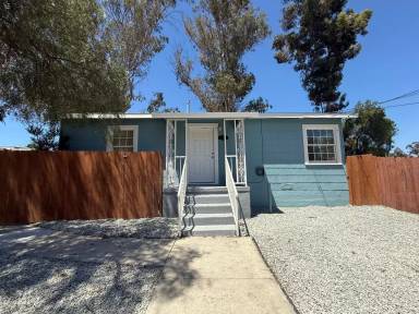 Main picture of 6360 Brooklyn Ave