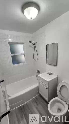 Main picture of 21040 Willamette Dr