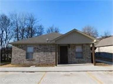 Main picture of 2110 Birnie Ave
