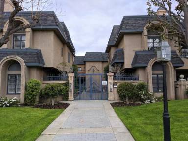 Main picture of 618 Fairview Ave