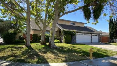 Main picture of 43621 21st St W