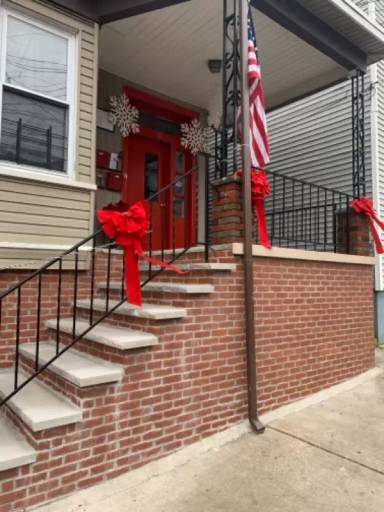 Main picture of 41 Wayne Ave