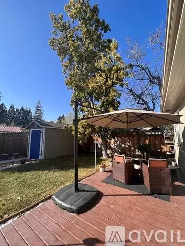 Main picture of 1083 Portola Ave