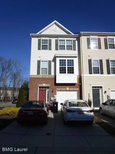 Main picture of 8401 Wood Thrush Way
