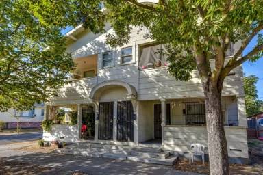 Main picture of 1449 S Sutter St