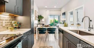 Main picture of 1606 N Humboldt St