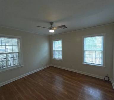 Main picture of 3487 Mayflower Ave