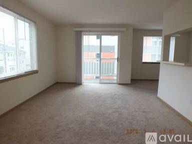 Main picture of 1135 N 91st St