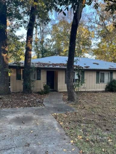 Main picture of 6134 SW 11th Pl