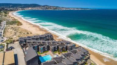Main picture of 125 Surf Way