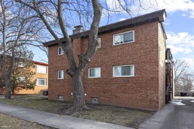 Main picture of 216 N West St