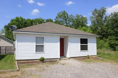 Main picture of 60 Sophie Jo Ln