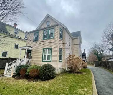 Main picture of 11 Waterloo St