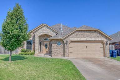 Main picture of 11741 SW 25th Ct