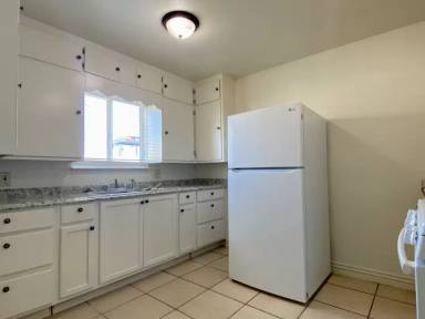 Main picture of 831 S 9th St