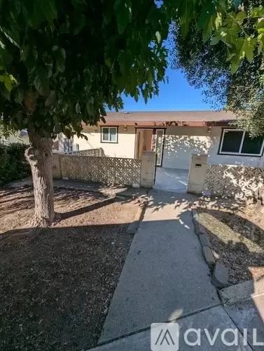 Main picture of 9700 Las Lomas Ave