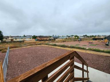 Main picture of 832 S Waterleaf Pl