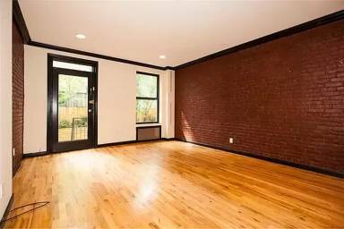 Main picture of 412 West 22nd St