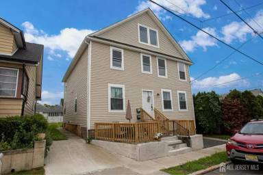 Main picture of 20 Prentice Ave