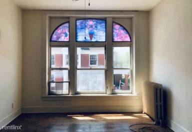 Main picture of 50 York St